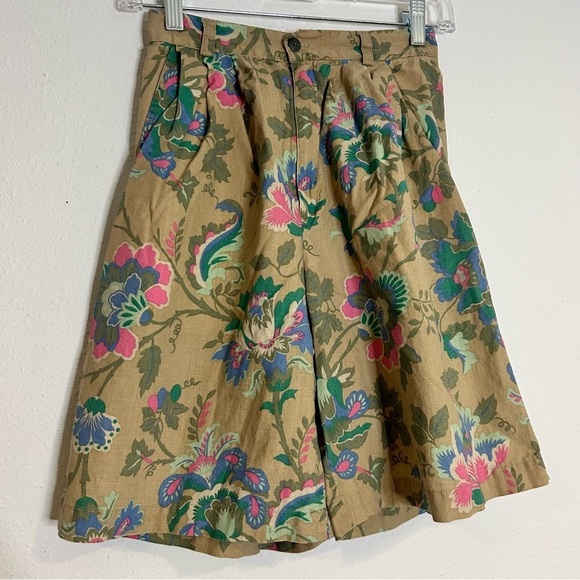 Eddie Bauer Pants - Eddie Bauer Floral Tan Shorts with Pink, Green & Blue Accents